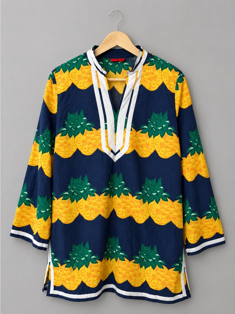 Tracy Negoshian Pineapple Print Tunic top Navy Yellow Resort Cover Up